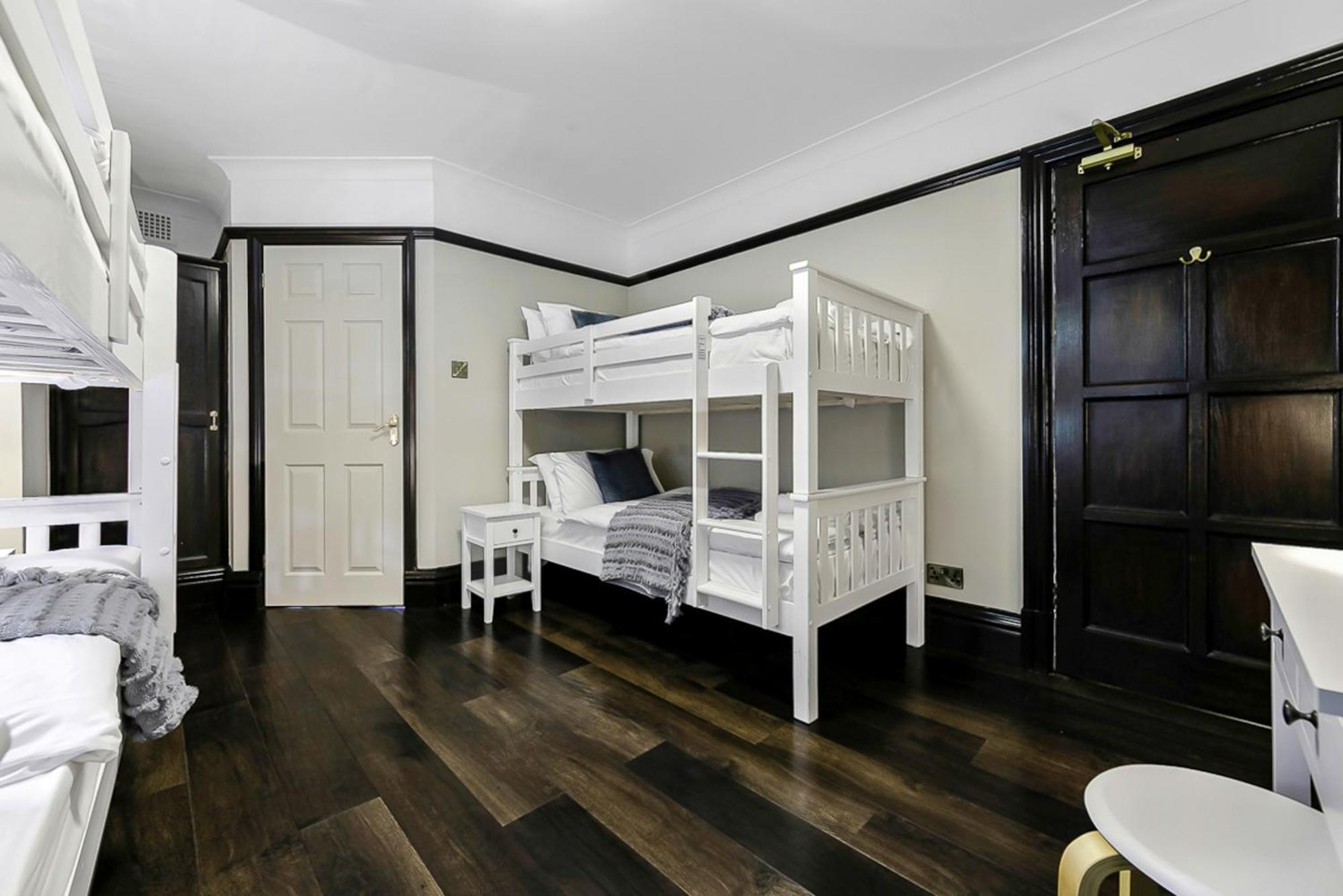 Tudor Grange Bornemouth Extérieur photo