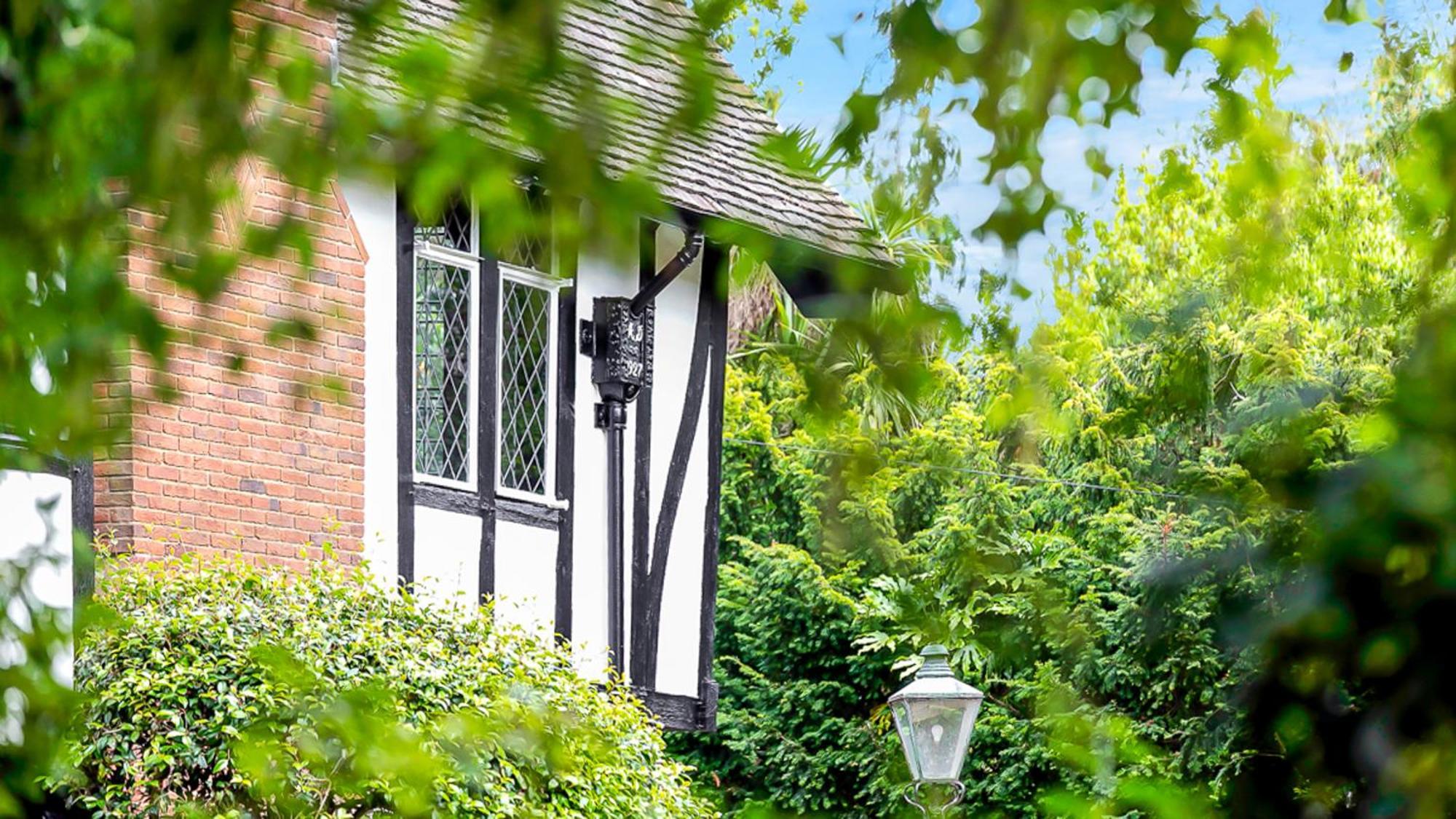 Tudor Grange Bornemouth Extérieur photo